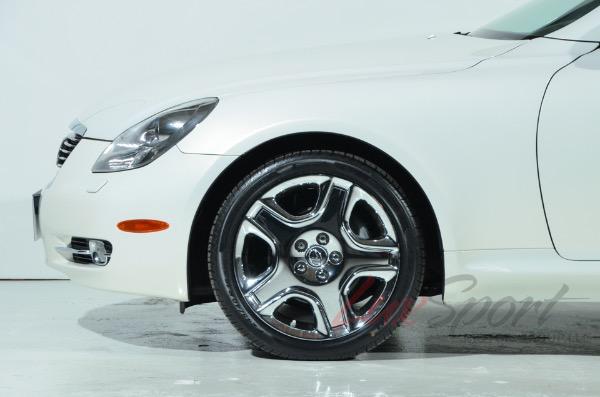 Used 2006 Lexus SC 430  | Woodbury, NY