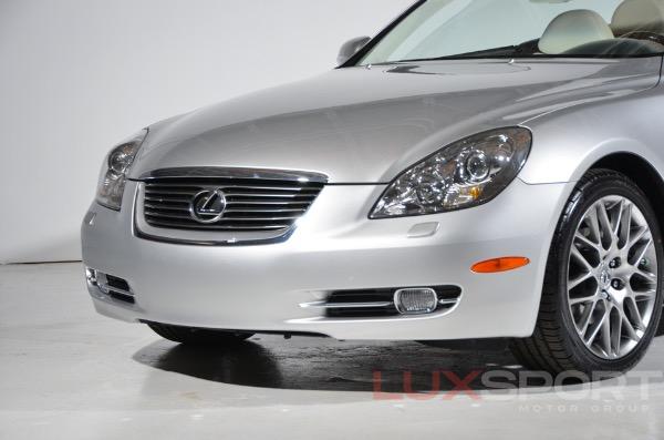 Used 2008 Lexus SC 430  | Woodbury, NY