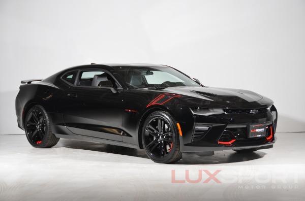 Used 2018 Chevrolet Camaro SS | Woodbury, NY