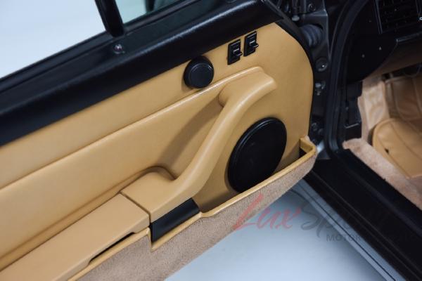 Used 1995 Porsche 993 Carrera 4 Coupe Carrera | Woodbury, NY