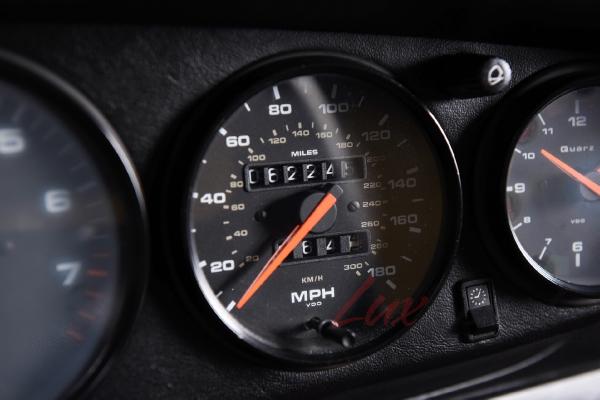 Used 1995 Porsche 993 Carrera 4 Coupe Carrera | Woodbury, NY