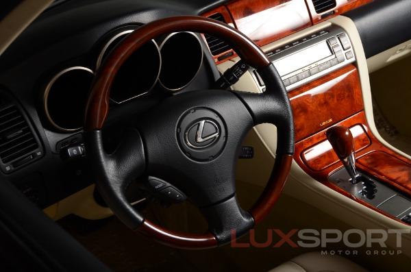 Used 2006 Lexus SC 430  | Plainview, NY