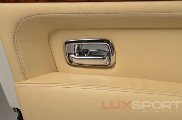 Used 2009 Bentley Azure  | Woodbury, NY