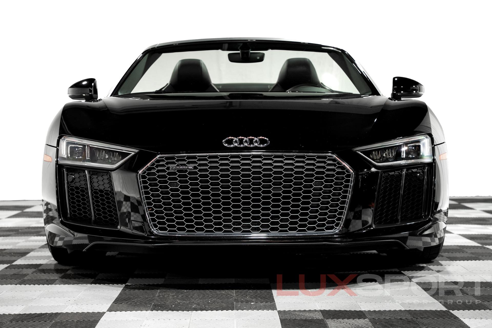 Used 2017 Audi R8 5.2 quattro V10 Spyder | Woodbury, NY