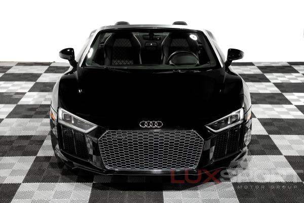 Used 2017 Audi R8 5.2 quattro V10 Spyder | Woodbury, NY