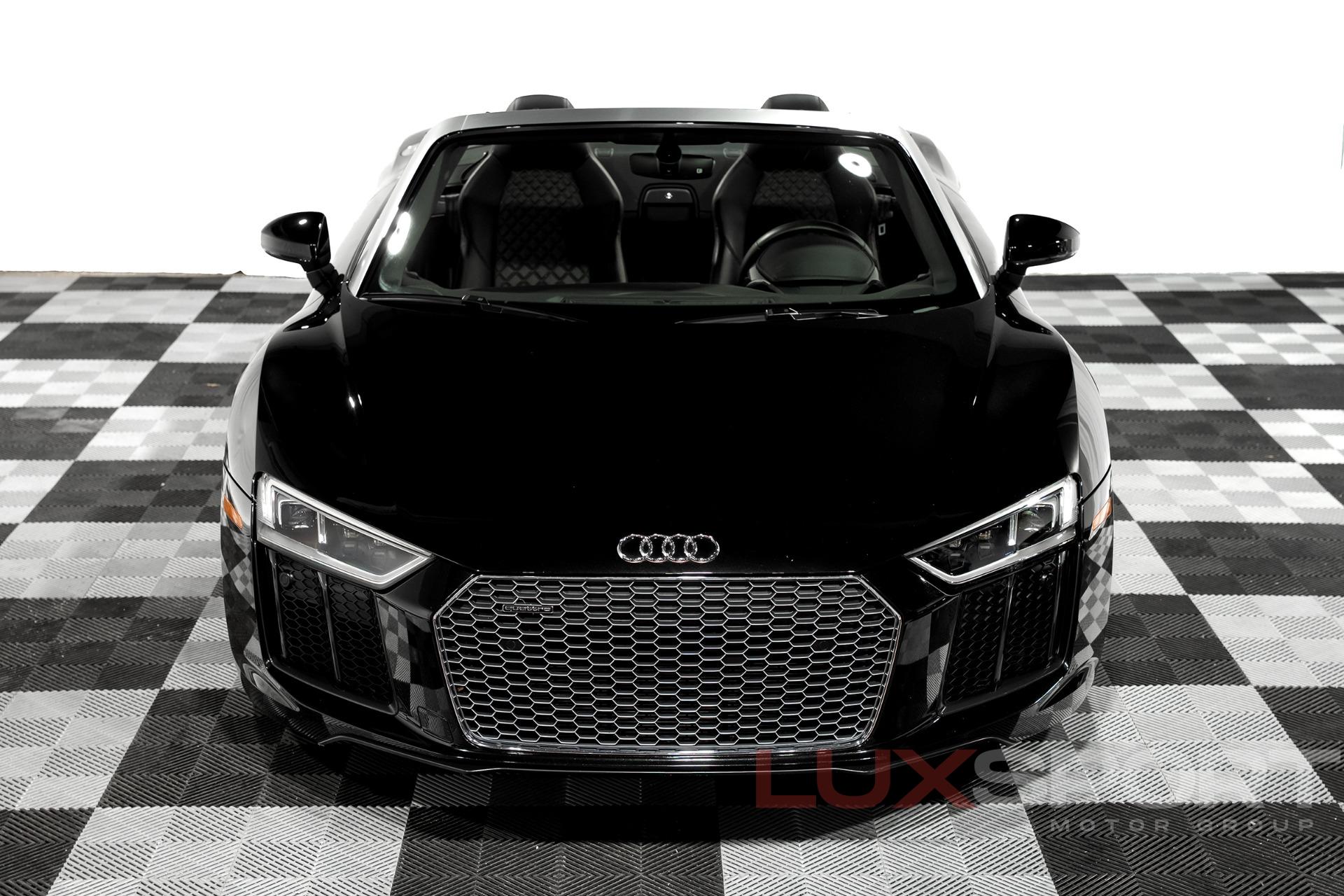 Used 2017 Audi R8 5.2 quattro V10 Spyder | Woodbury, NY