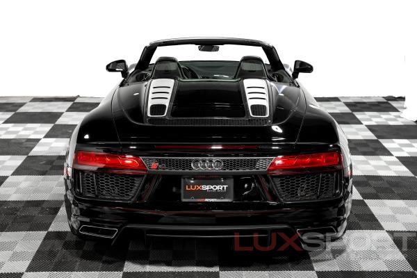 Used 2017 Audi R8 5.2 quattro V10 Spyder | Woodbury, NY