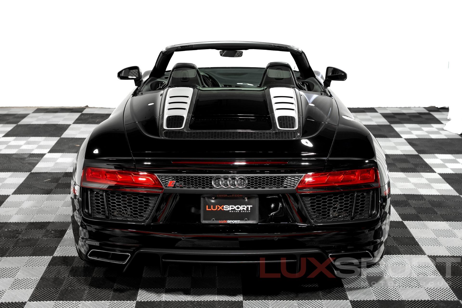 Used 2017 Audi R8 5.2 quattro V10 Spyder | Woodbury, NY