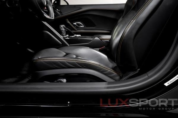 Used 2017 Audi R8 5.2 quattro V10 Spyder | Woodbury, NY