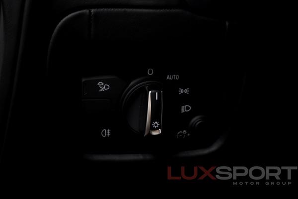 Used 2017 Audi R8 5.2 quattro V10 Spyder | Woodbury, NY