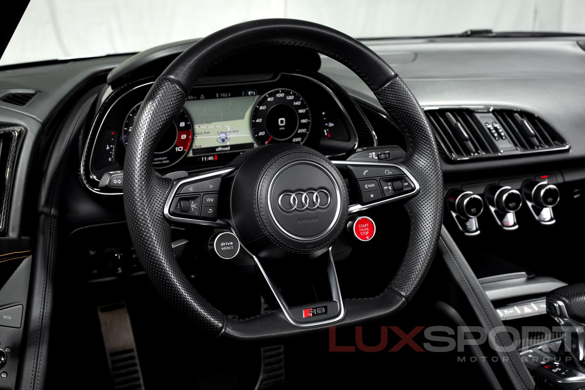 Used 2017 Audi R8 5.2 quattro V10 Spyder | Woodbury, NY