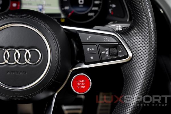 Used 2017 Audi R8 5.2 quattro V10 Spyder | Woodbury, NY