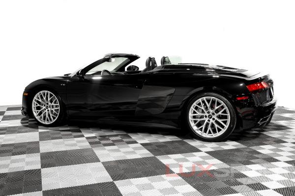 Used 2017 Audi R8 5.2 quattro V10 Spyder | Woodbury, NY