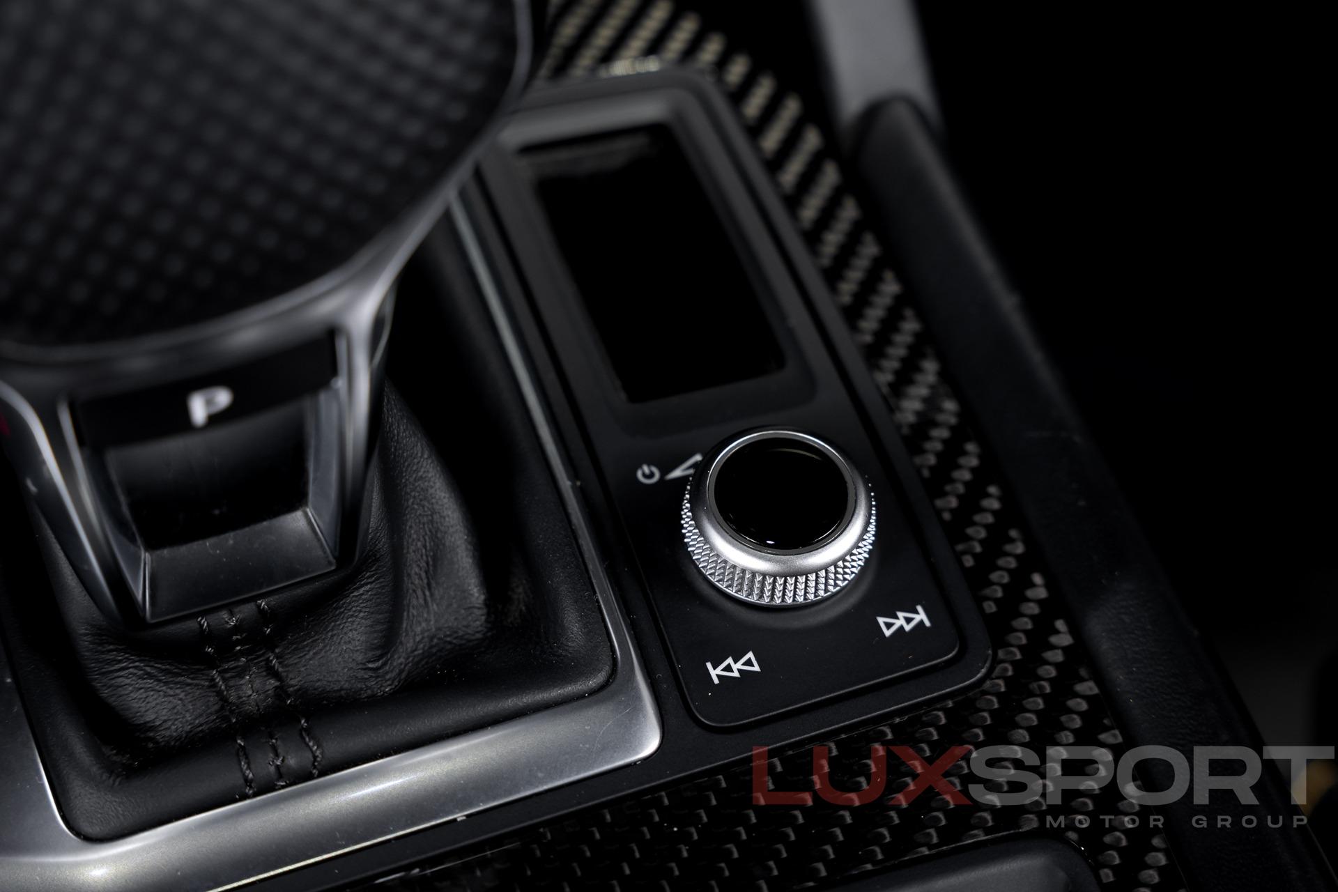 Used 2017 Audi R8 5.2 quattro V10 Spyder | Woodbury, NY