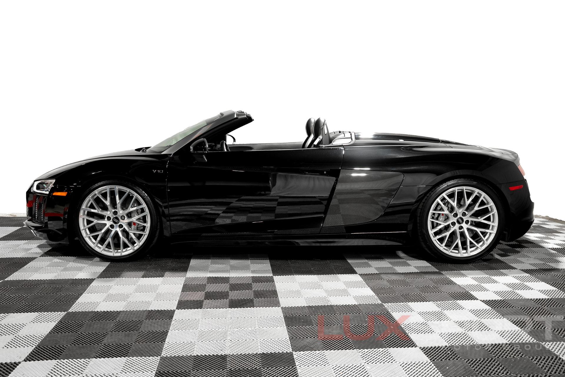 Used 2017 Audi R8 5.2 quattro V10 Spyder | Woodbury, NY