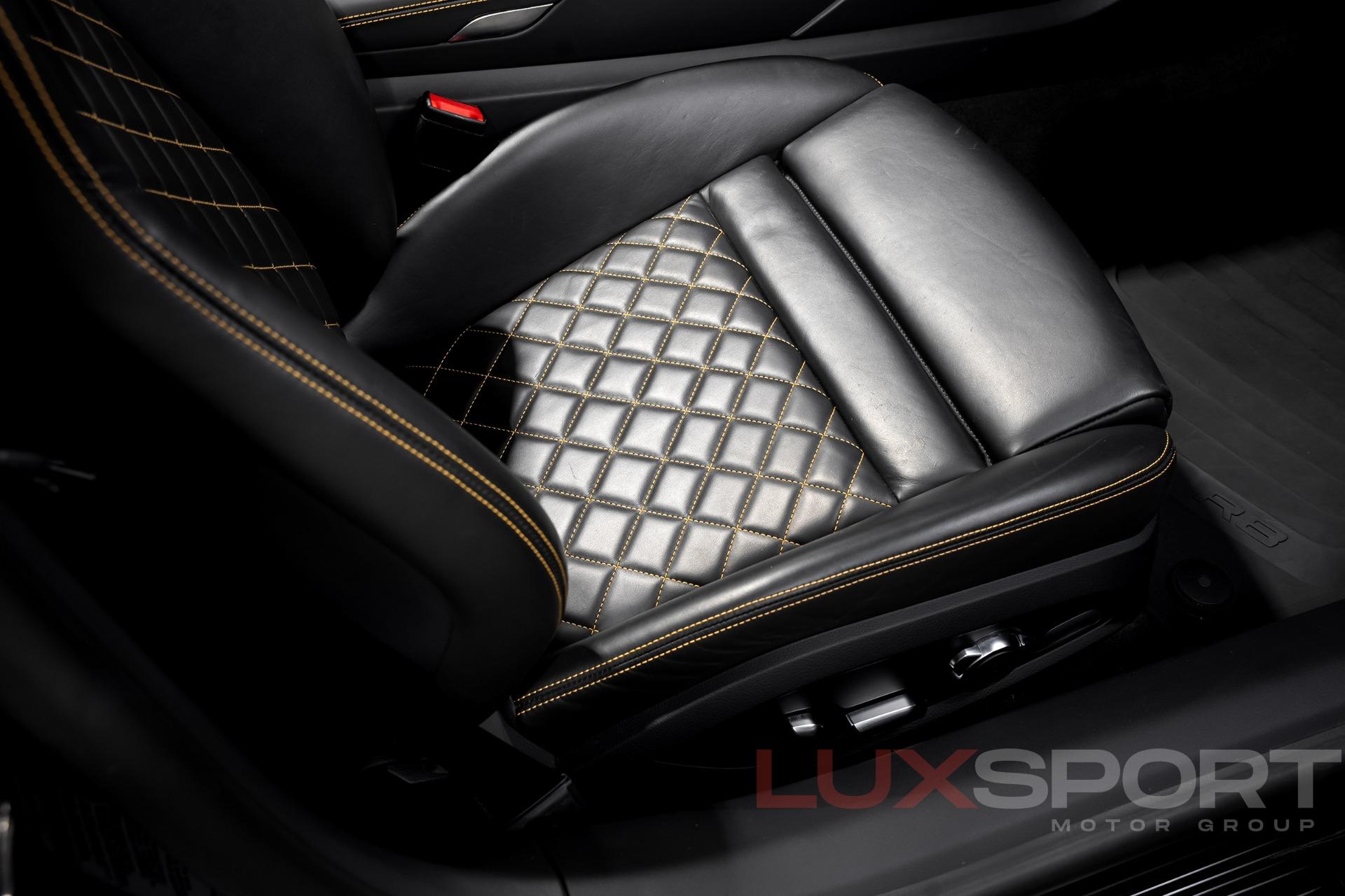 Used 2017 Audi R8 5.2 quattro V10 Spyder | Woodbury, NY