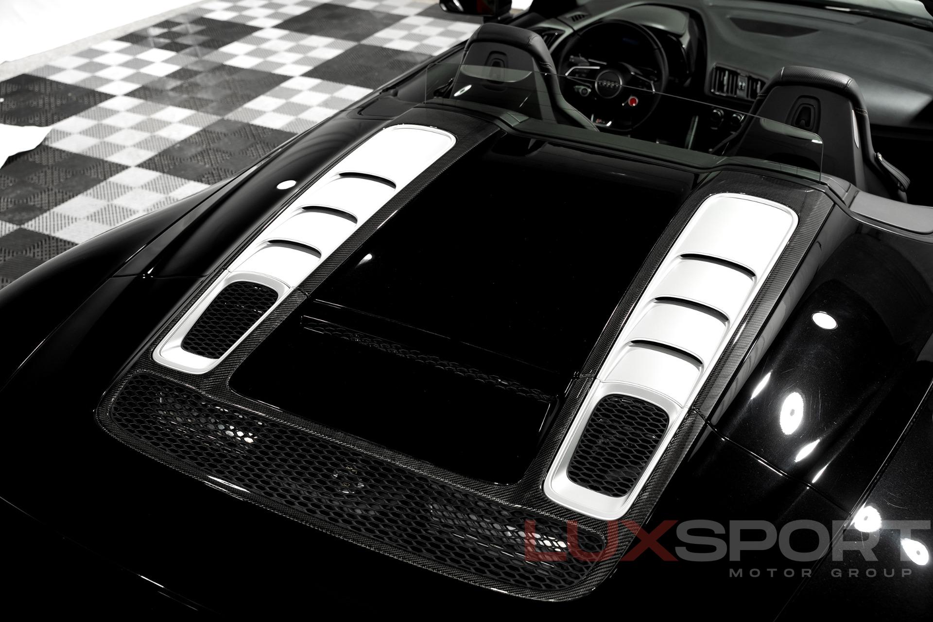 Used 2017 Audi R8 5.2 quattro V10 Spyder | Woodbury, NY