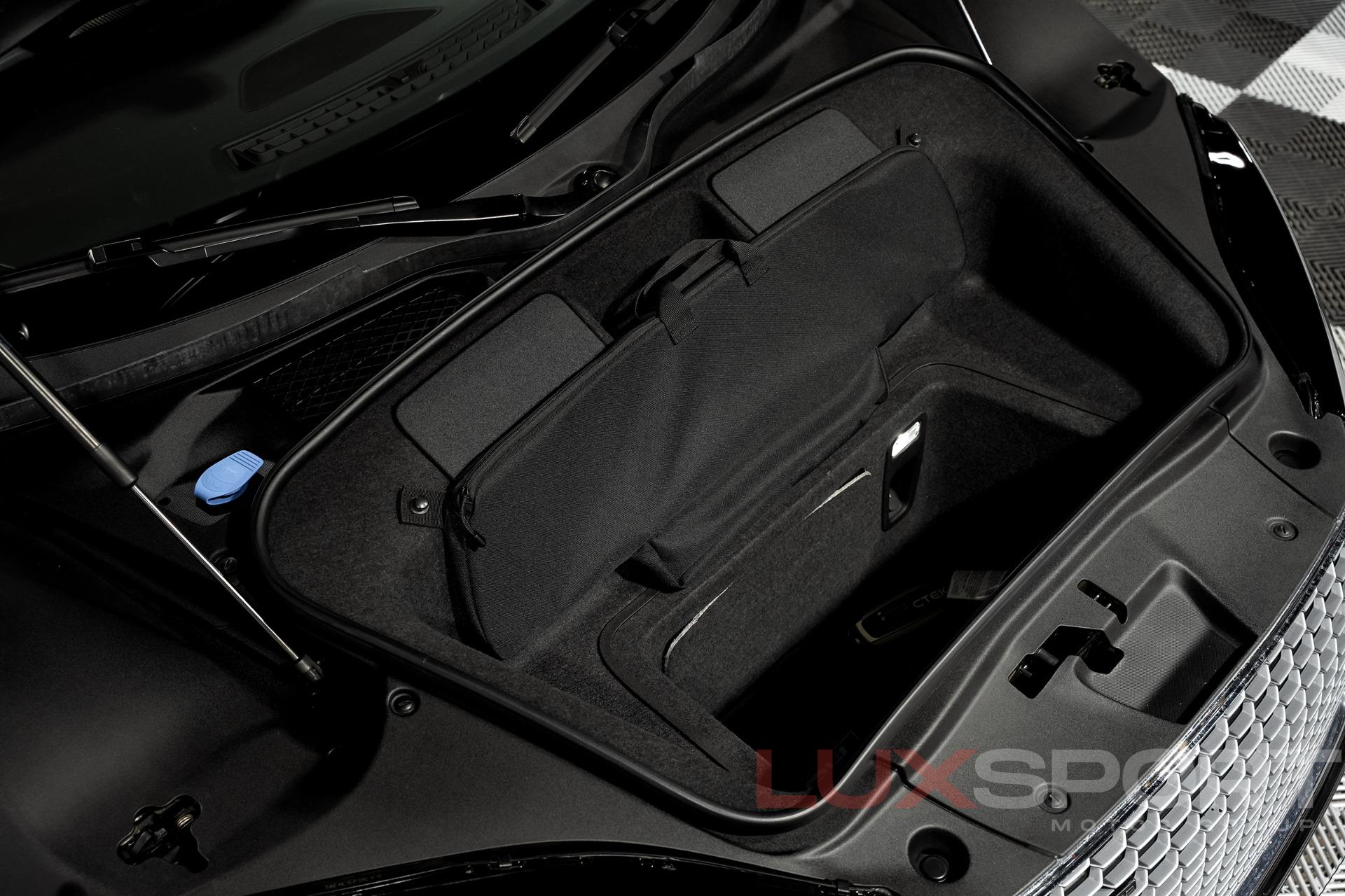 Used 2017 Audi R8 5.2 quattro V10 Spyder | Woodbury, NY