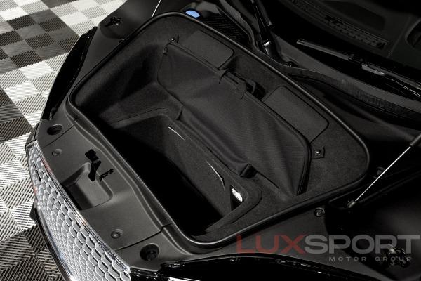 Used 2017 Audi R8 5.2 quattro V10 Spyder | Woodbury, NY